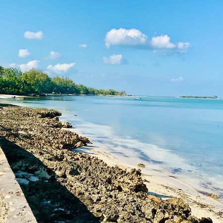 Отель The Cay House Mangrove Cay Экстерьер фото